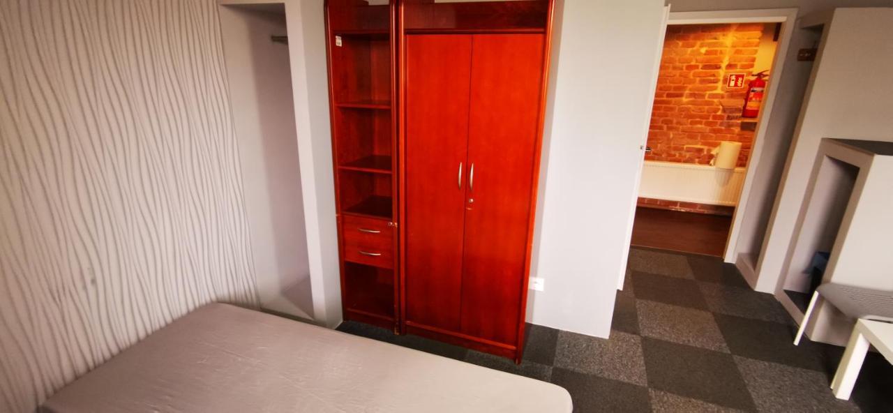 Hostel Warszawa-Ursus מראה חיצוני תמונה