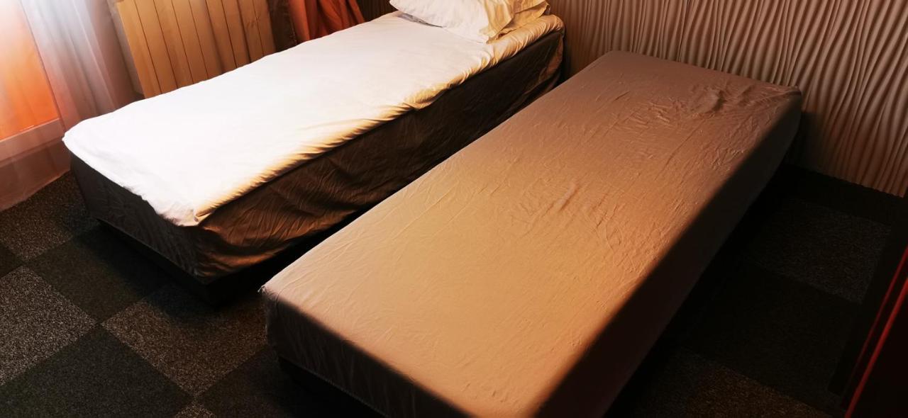 Hostel Warszawa-Ursus מראה חיצוני תמונה